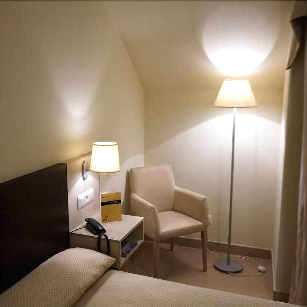 Hotel Room Pontevedra Eksteriør bilde