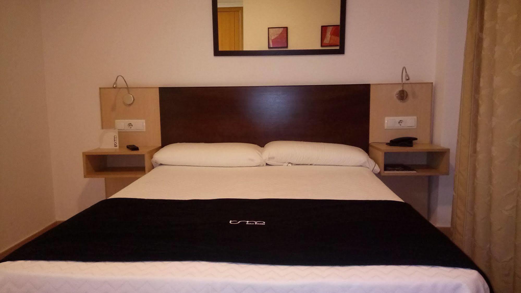 Hotel Room Pontevedra Eksteriør bilde